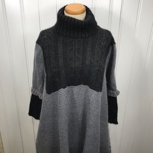 Cubix mohair sweater poncho size large gray black